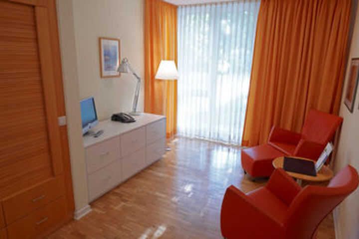 Room 33 of 58