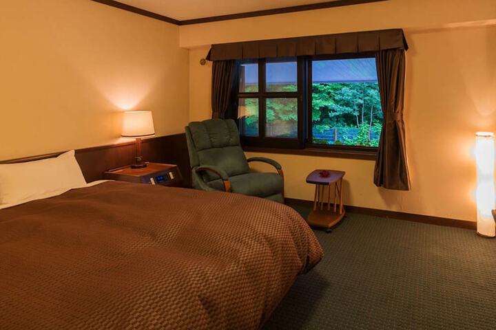 Room 16 of 41