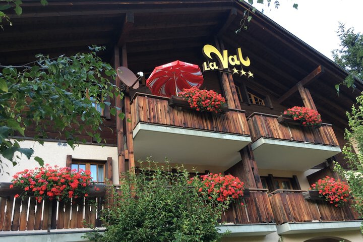 Hotel 33 of 37