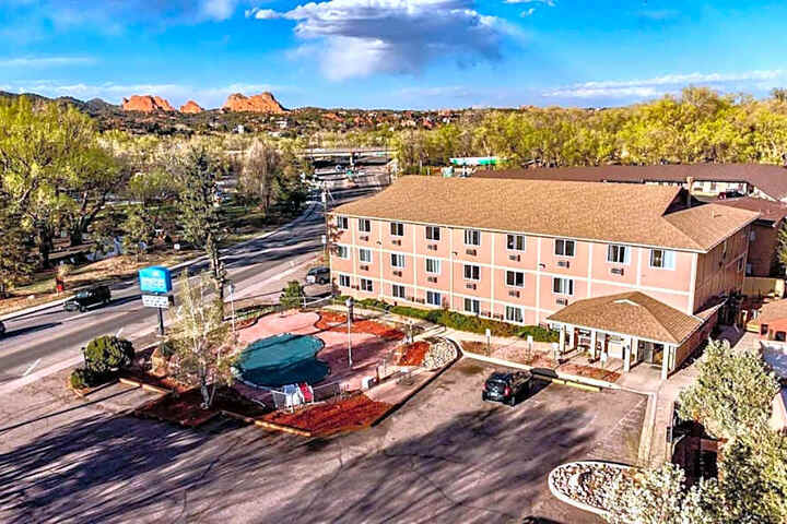 Exterior of The Ridge Hotel - Manitou Springs