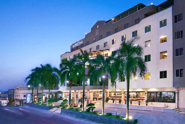 Hotel 17 of 17