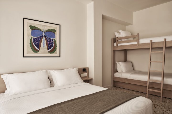 Room 9 of 59