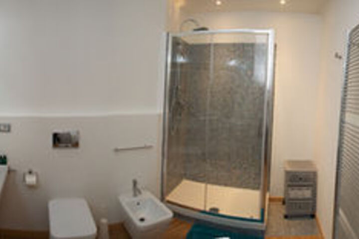 Room 3 of 51