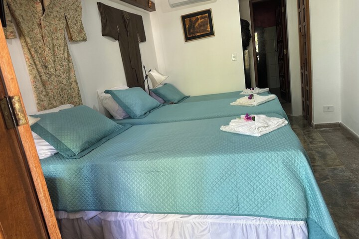 Room 102 of 180