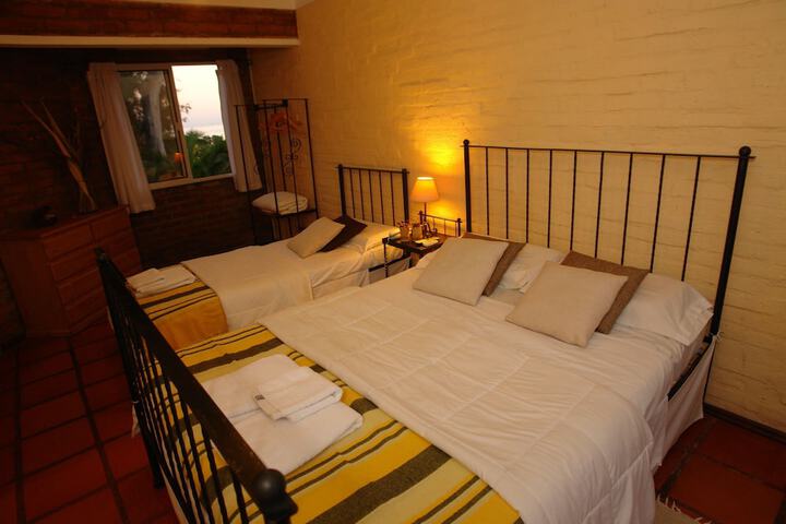 Room 4 of 24