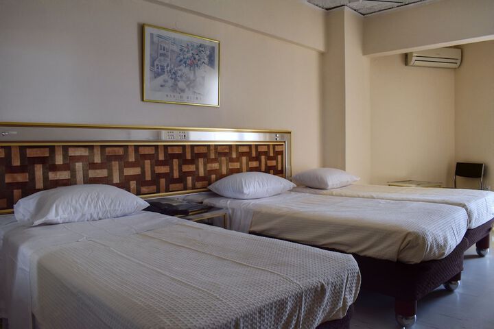 Room 61 of 261
