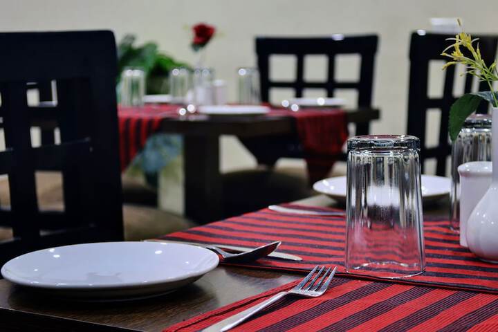 Dining Photos