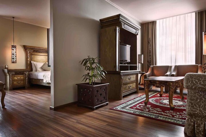 Room 13 of 56
