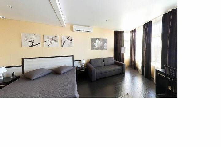 Room 18 of 40