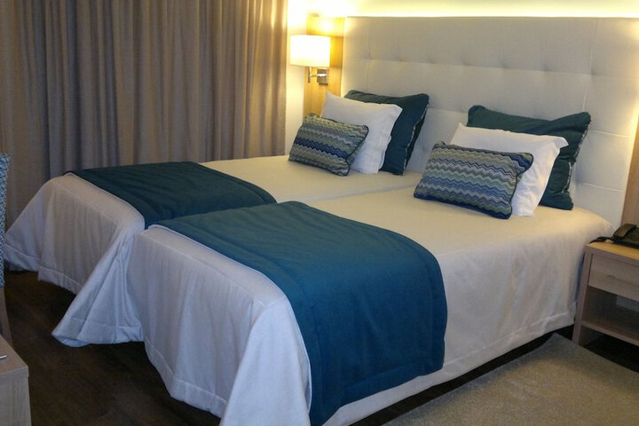 Room 16 of 73