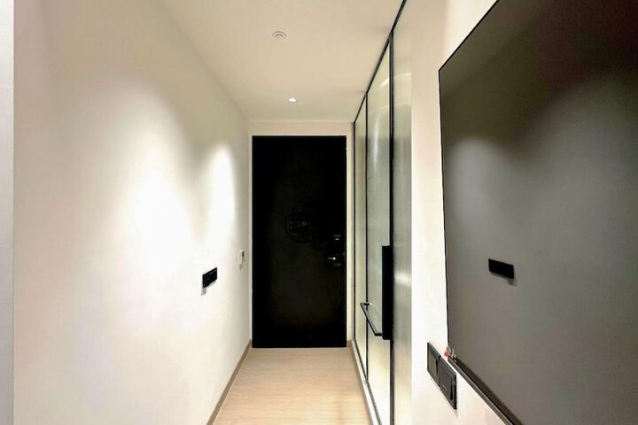 Room 12 of 21