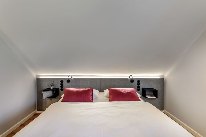 Room 20 of 117