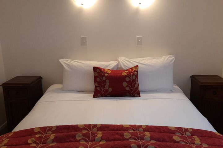 Room 8 of 42