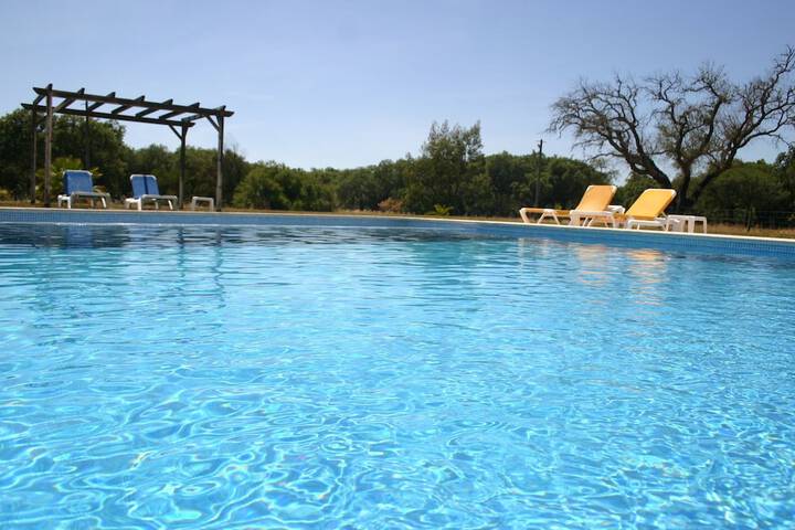 Pool Hotel
