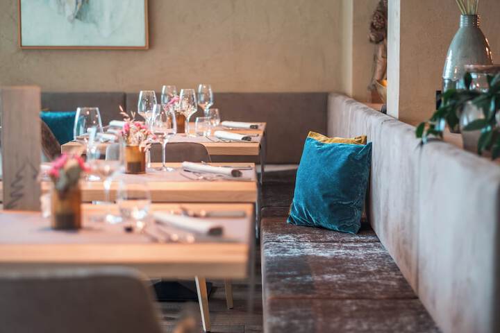 Dining 64 of 78
