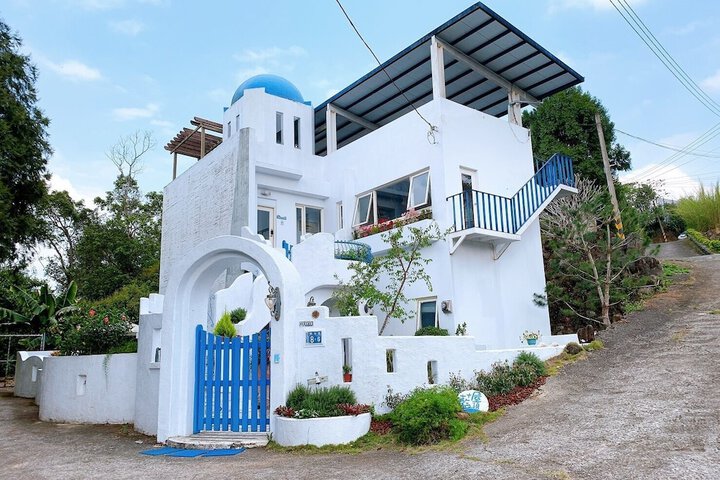 BLUE DOME