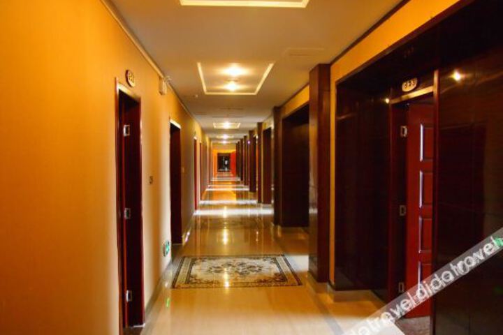 Hotel Interior 30 of 40