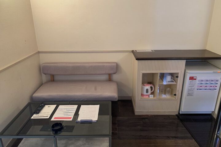 Room 8 of 21