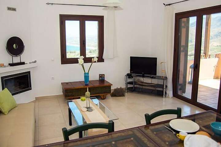 Room 8 of 17
