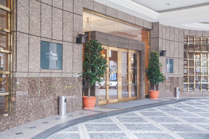 Hotel 56 of 59