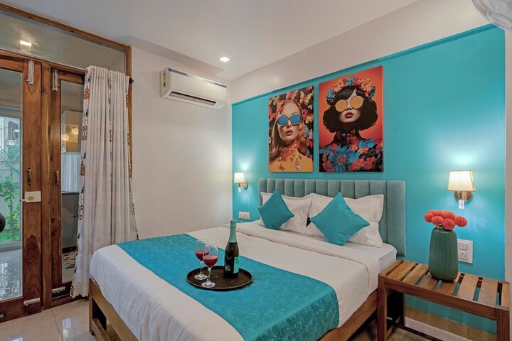 Room 70 of 682