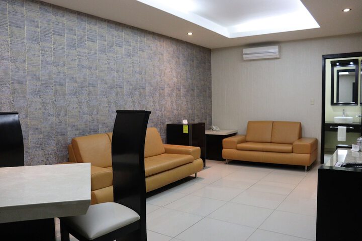 Room 20 of 92