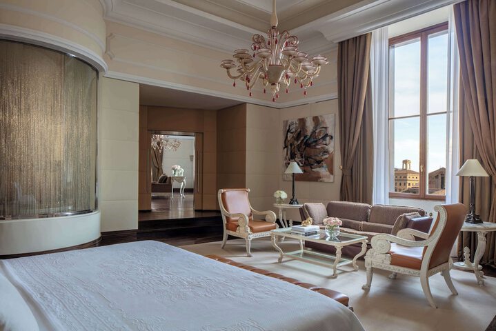 Room 16 of 105
