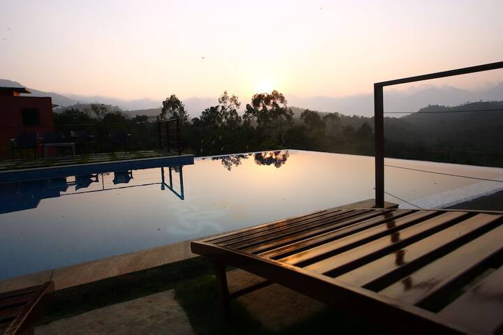 Pool 24 of 59