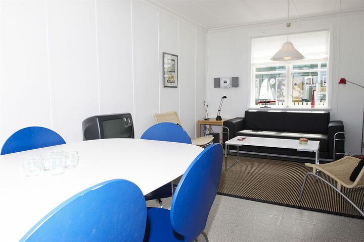Room 14 of 53