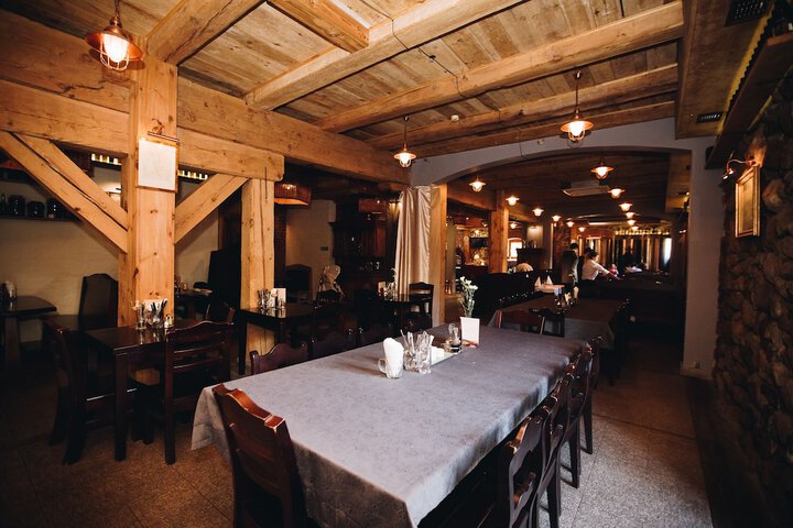 Dining 54 of 101