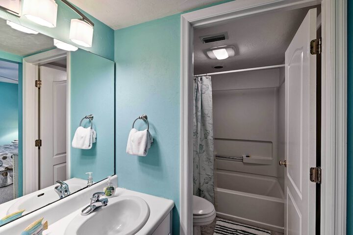 Room 14 of 24