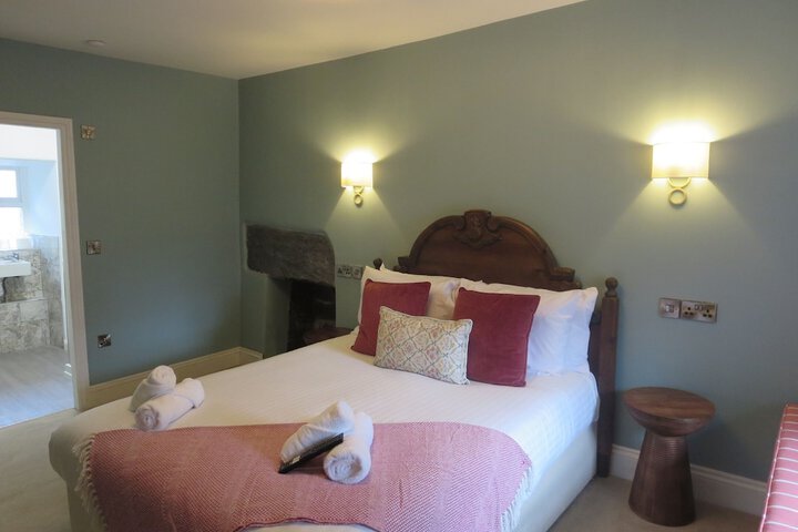 Room 25 of 111
