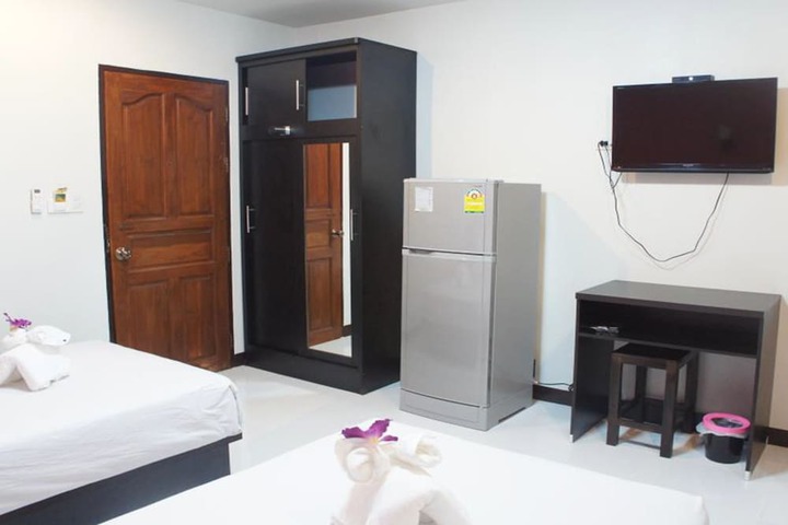 Room 20 of 38