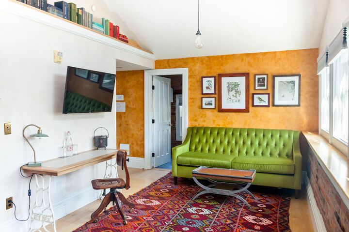Room 25 of 71