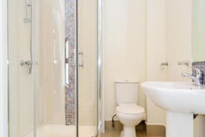 Room 2 of 21