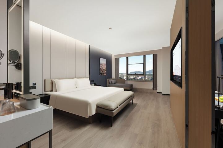 Room 30 of 56