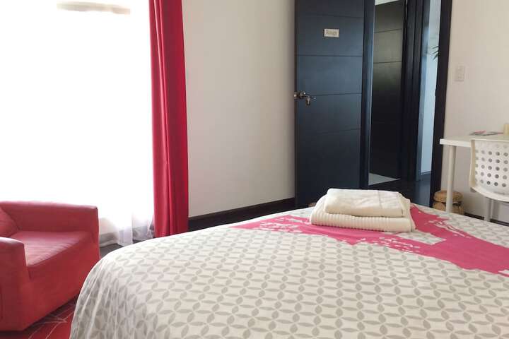 Room 10 of 36