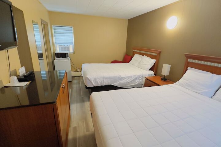 Room 2 of 12