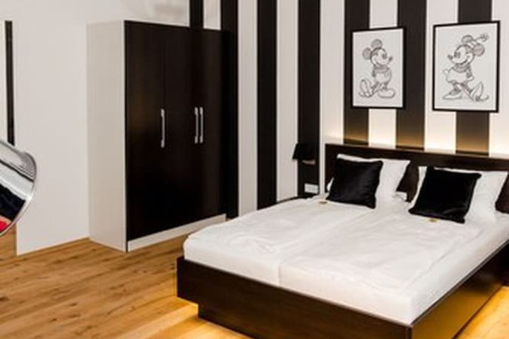 Room 14 of 44
