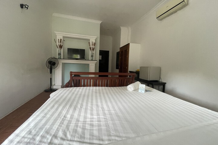 Room 13 of 62