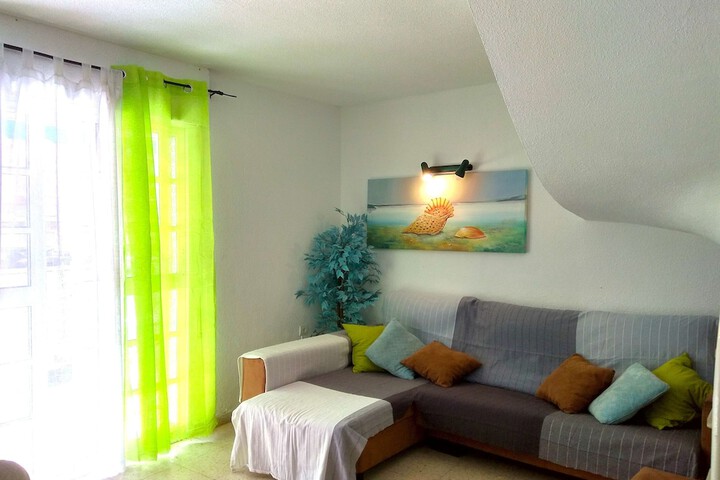 Room 21 of 33