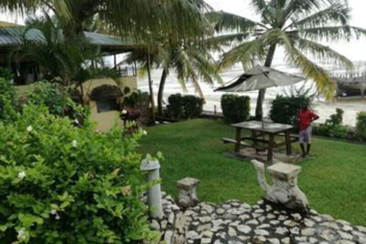 Property Grounds 17 of 25