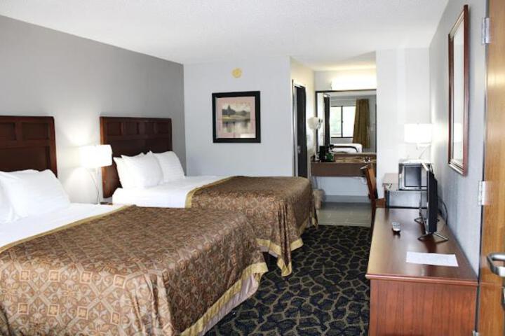 Double Accessible King Size Bed (1 of 4)