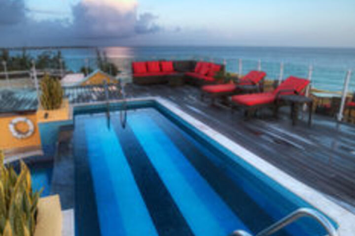 Pool 92 of 124