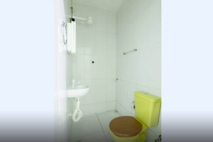 Room 15 of 20
