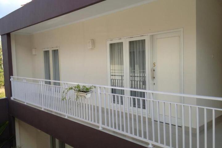 Rumah Una Hotel