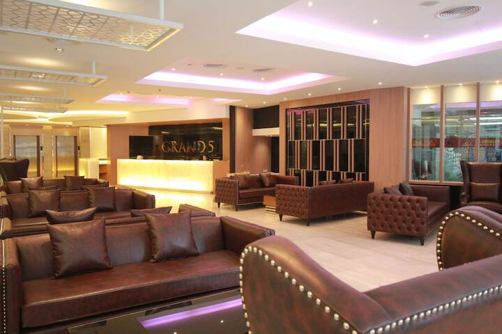 Hotel Interior 6 of 61