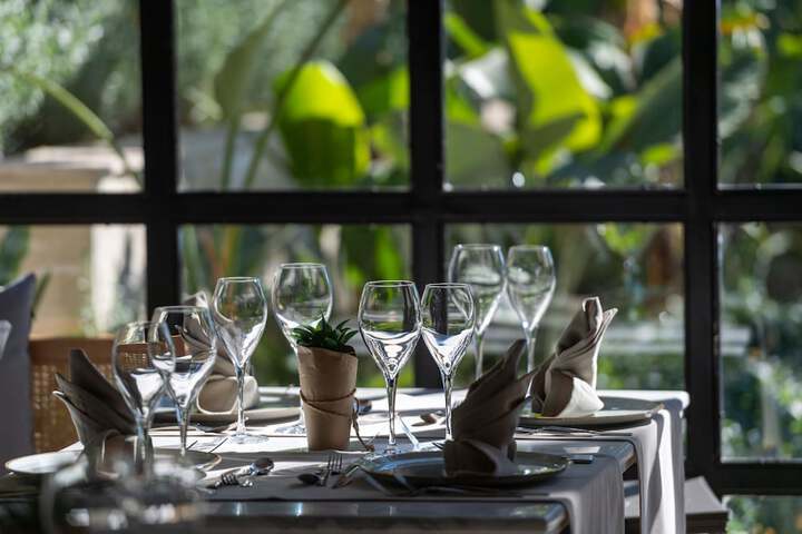 Dining 124 of 203