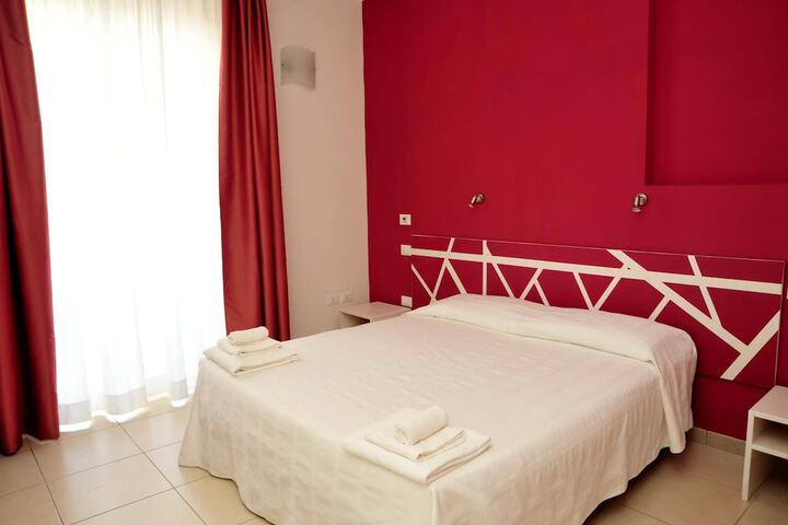 Room 30 of 62