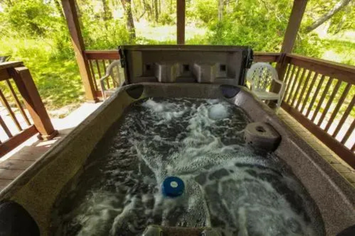 Pool 5 of 8